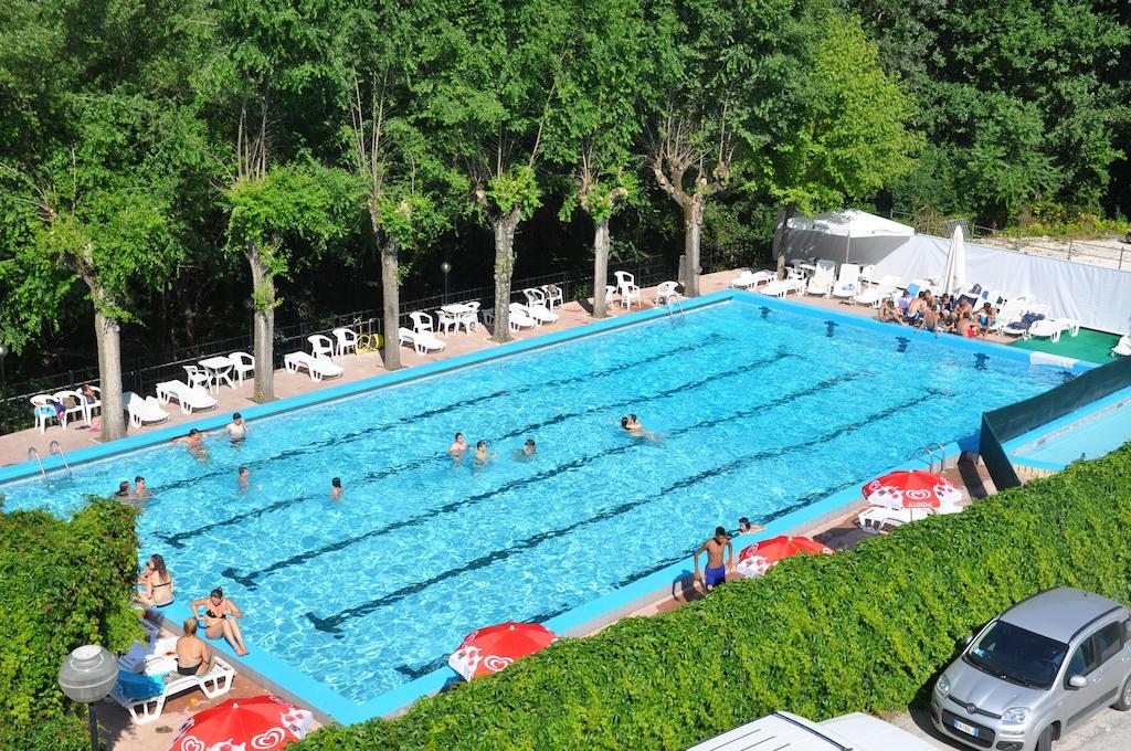 Hotel Terme Di San Vittore Genga  Exteriör bild
