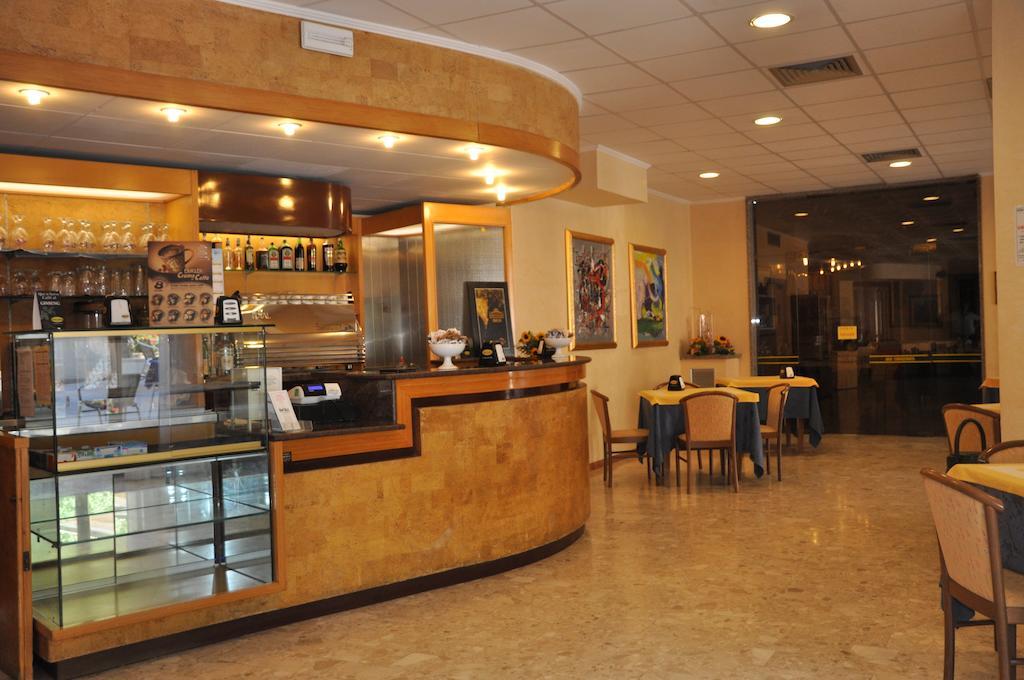 Hotel Terme Di San Vittore Genga  Exteriör bild