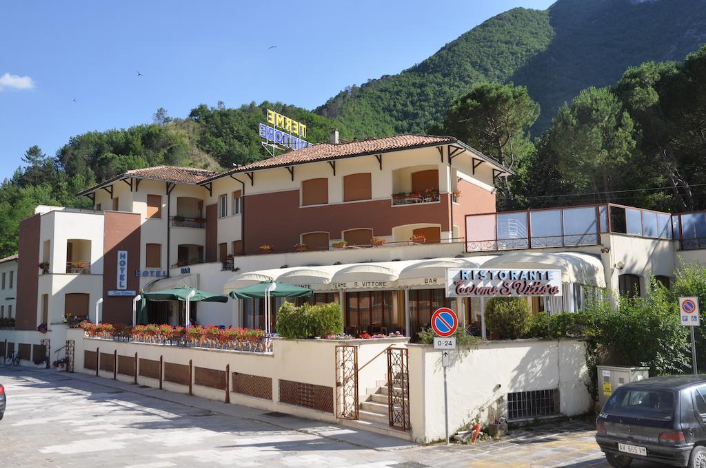 Hotel Terme Di San Vittore Genga  Exteriör bild