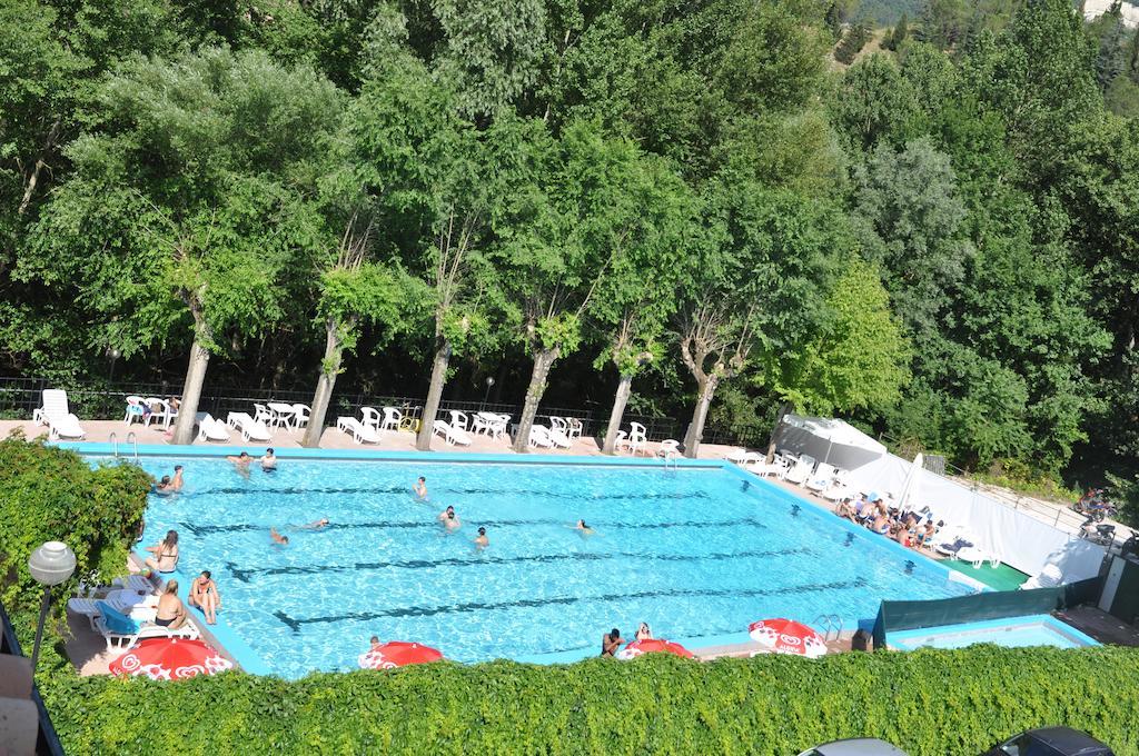 Hotel Terme Di San Vittore Genga  Exteriör bild