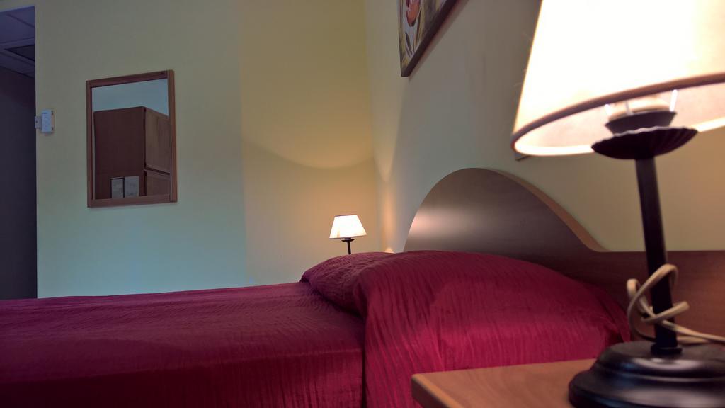 Hotel Terme Di San Vittore Genga  Exteriör bild