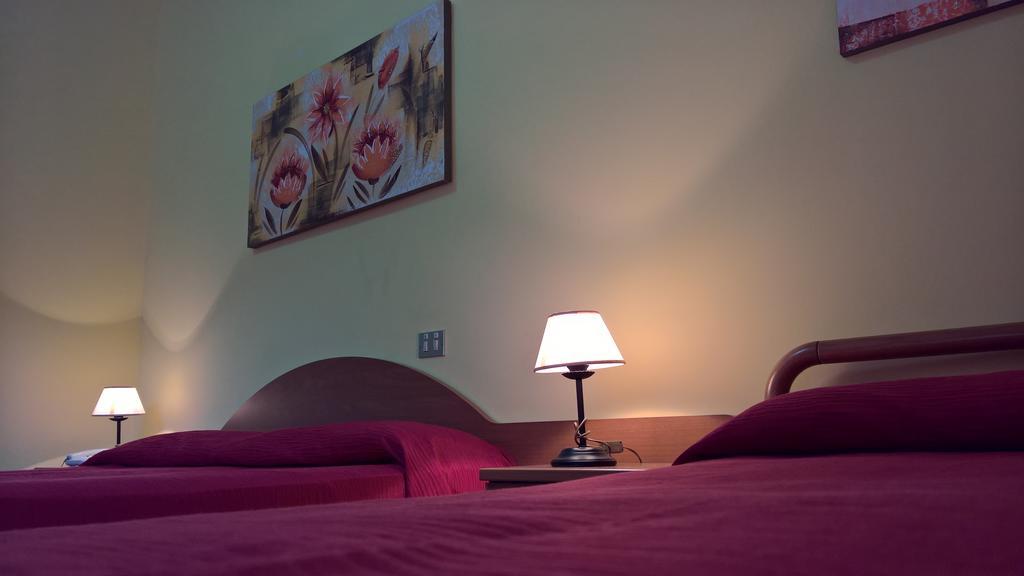 Hotel Terme Di San Vittore Genga  Exteriör bild