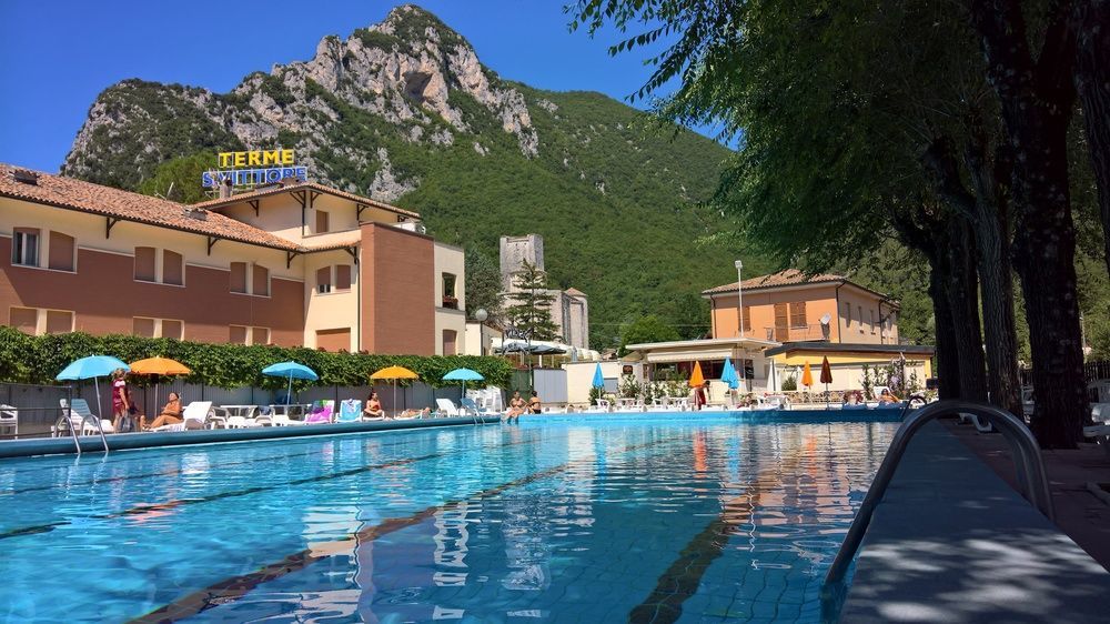 Hotel Terme Di San Vittore Genga  Exteriör bild